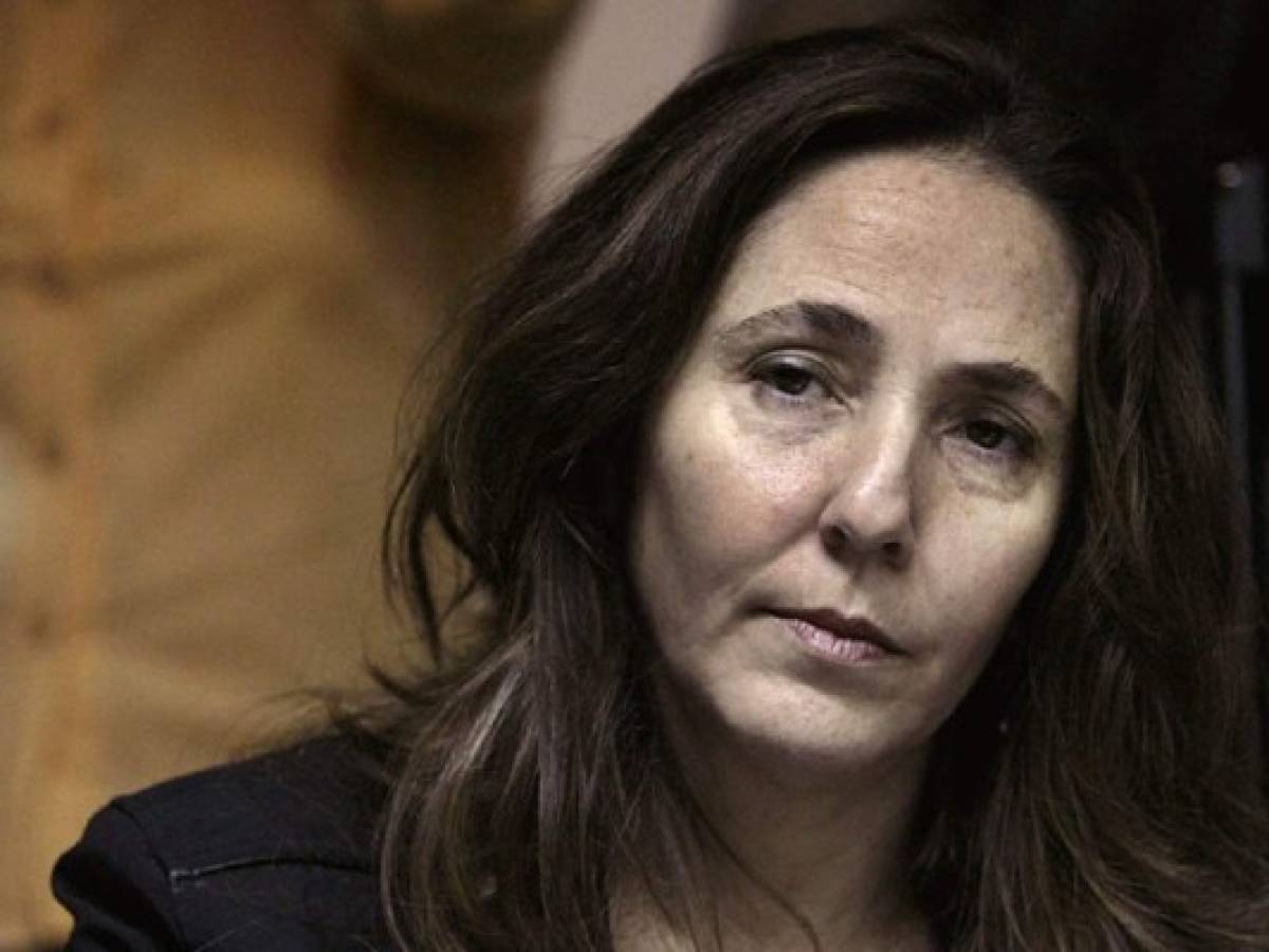 Mariela Castro: 'estoy vivita y coleando'; error del aeropuerto