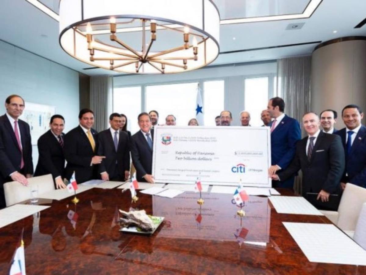 Panamá: Cortizo firmó compromiso con Citi por la emisión de los US$2.000 millones en bonos