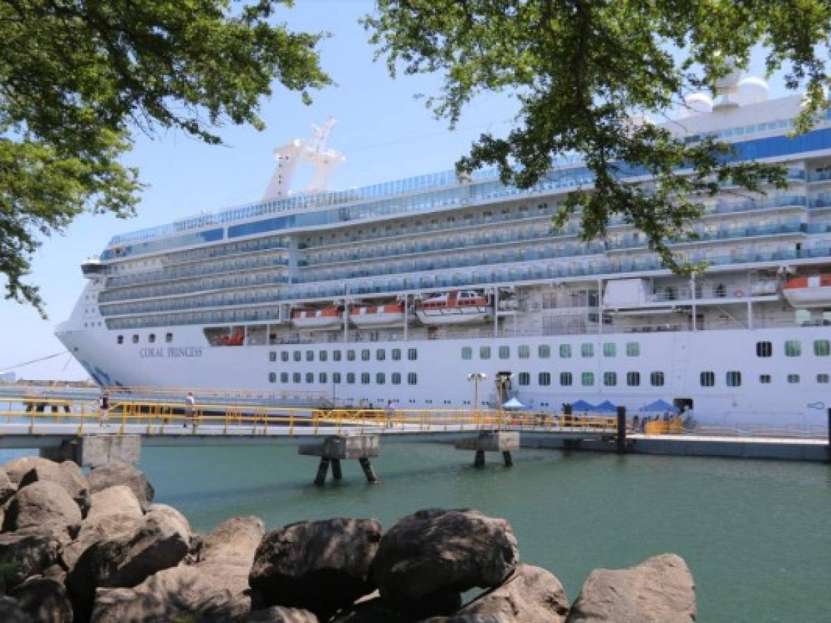 Guatemala espera 98 cruceros en la temporada 2019-2020