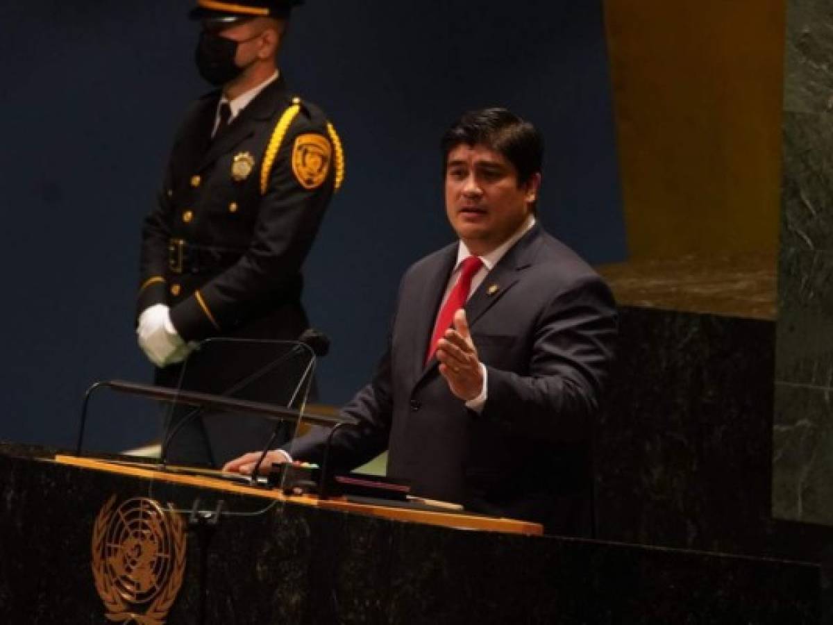 Presidente de Costa Rica alerta sobre efectos adversos en el país por invasión rusa en Ucrania