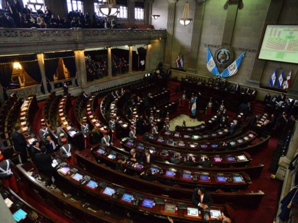 Diputados guatemaltecos buscan 'muerte civil' para acusados de corrupción