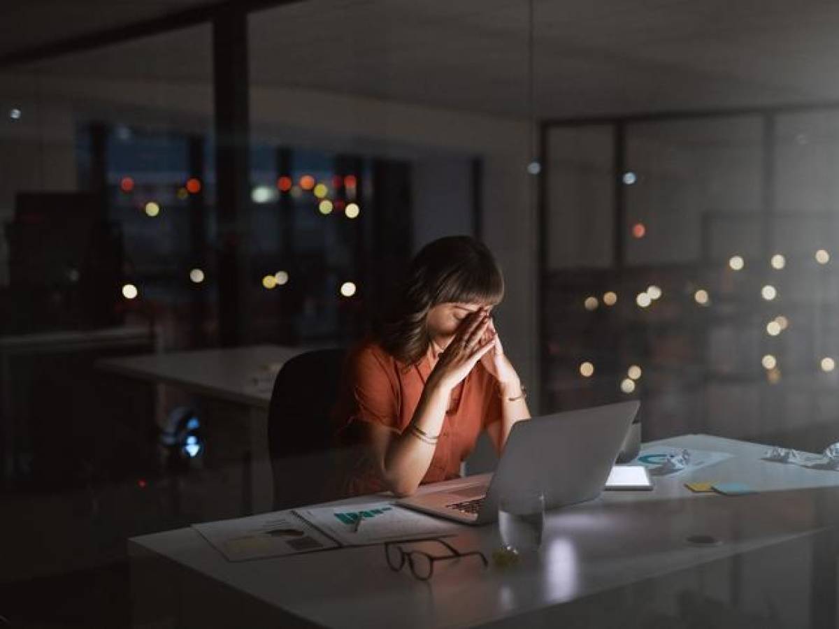 Estudio: Menos mujeres tienen la capacidad para desconectarse del trabajo