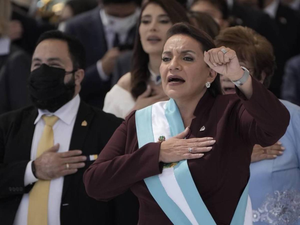 Cumbre de la Américas: Honduras asistirá ‘solo si invitan a todos los países’