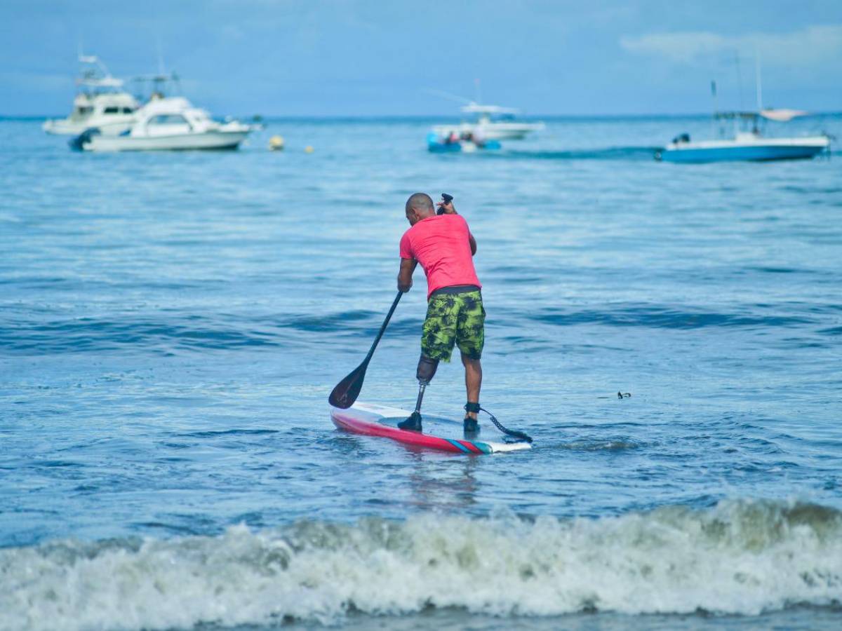 Herradura se convierte en la treceava playa accesible en Costa Rica para personas con discapacidad