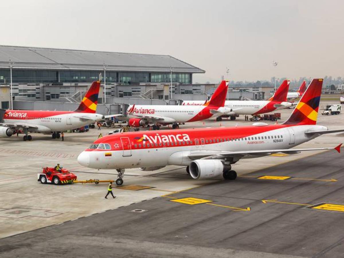 Regulador aéreo de Colombia rechazó solicitud de integración de Avianca y Viva