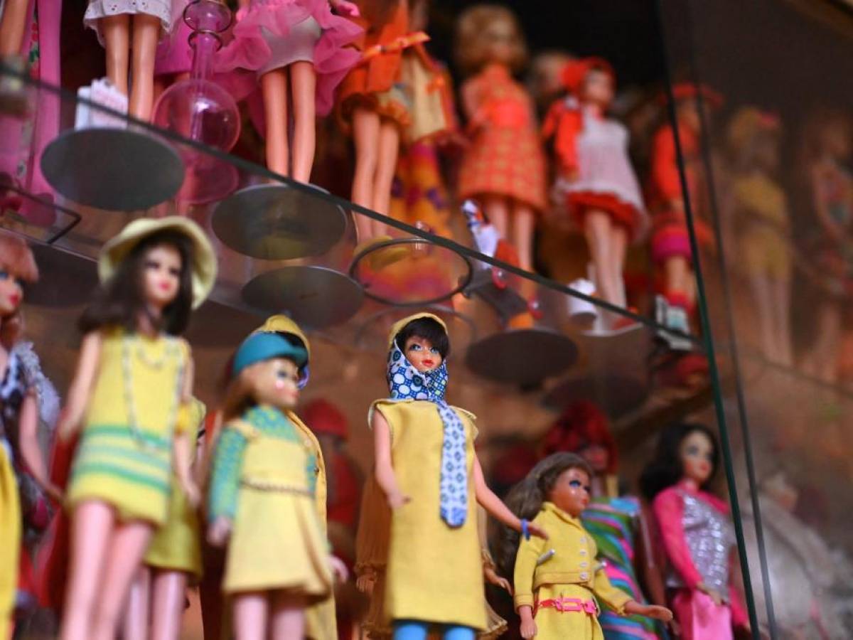 Mayor colección de Barbies del mundo aprovecha el éxito de la película