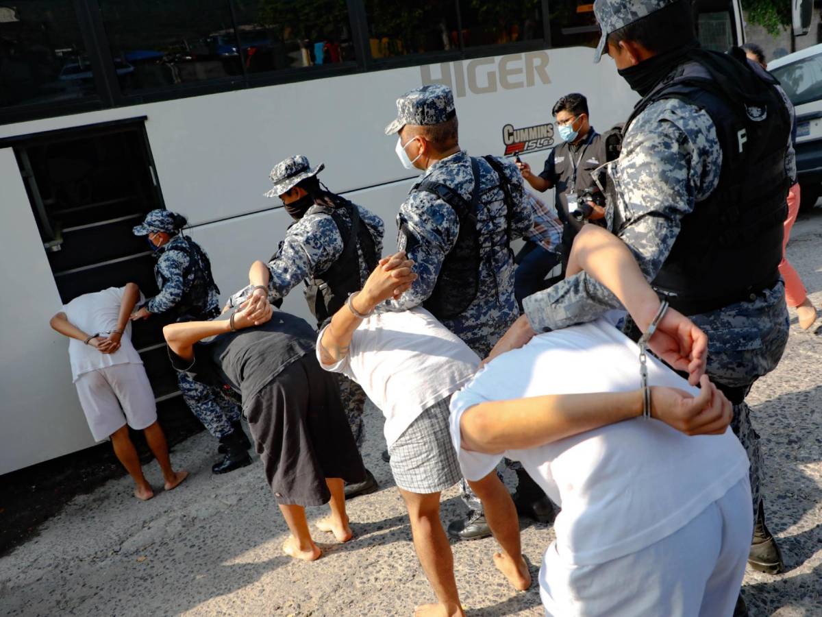 Honduras activa sus protocolos para evitar ola de pandilleros salvadoreños