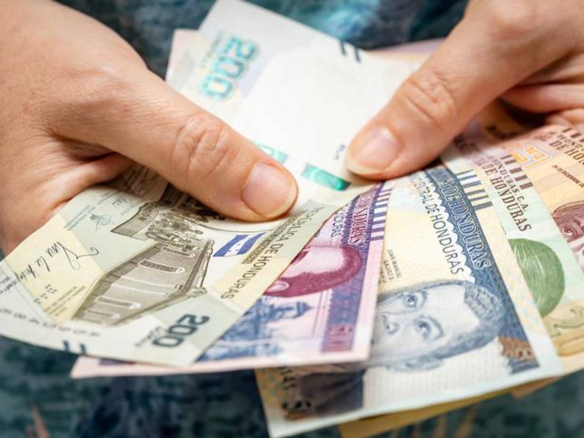 Honduras busca controlar tipo de cambio mediante la subasta de divisas