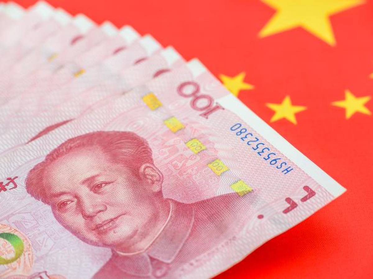 China salvará al mundo de una recesión con crecimiento de casi 5 % en 2023