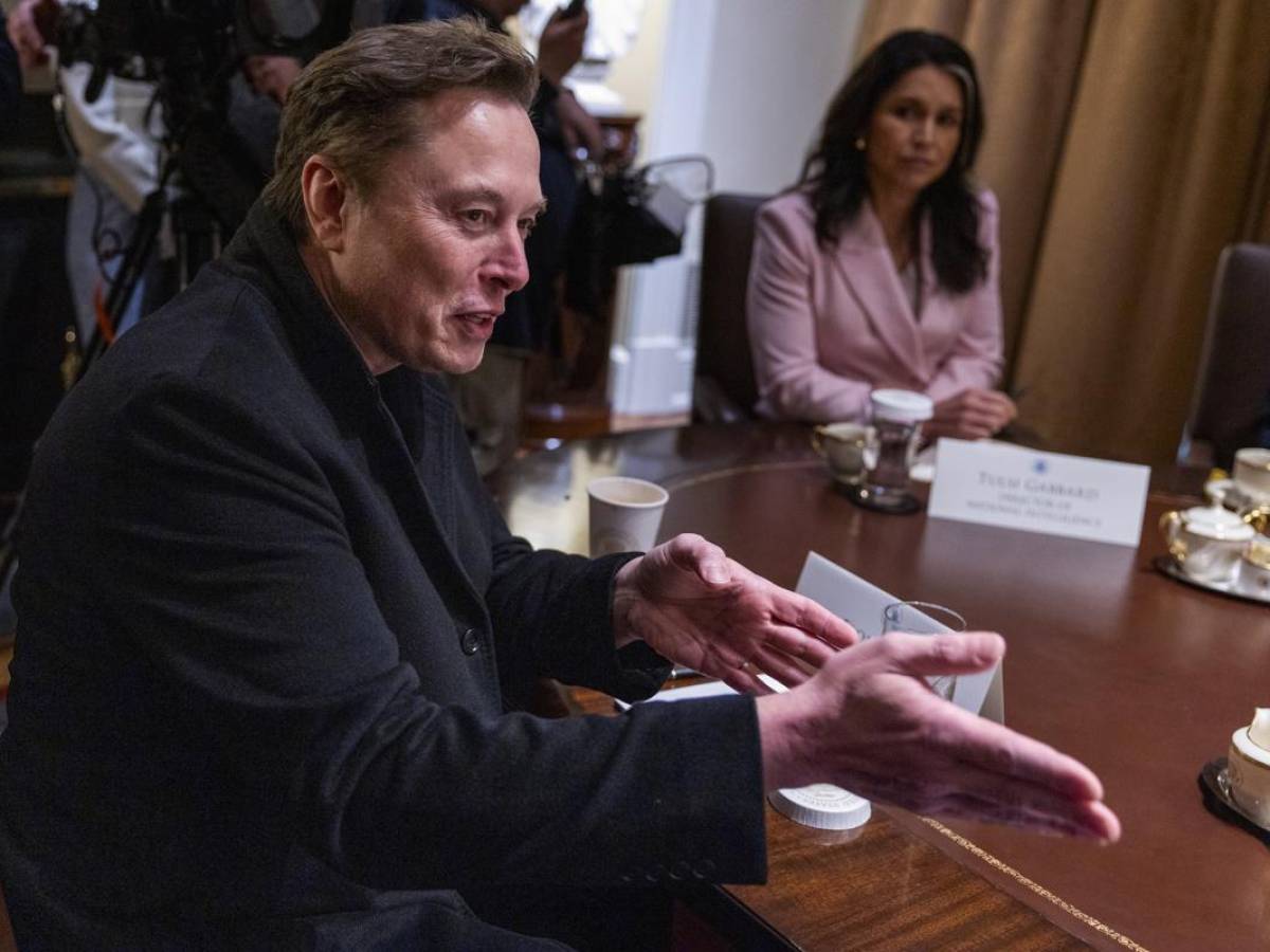 ¿Tesla busca reemplazar a Elon Musk? Esto dice la empresa
