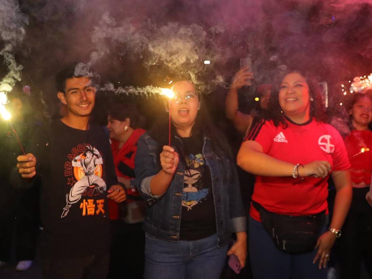 Elecciones Honduras: Expresidente Zelaya dice que Nasralla gana y OEA rechaza convocatorias que alteren última fase