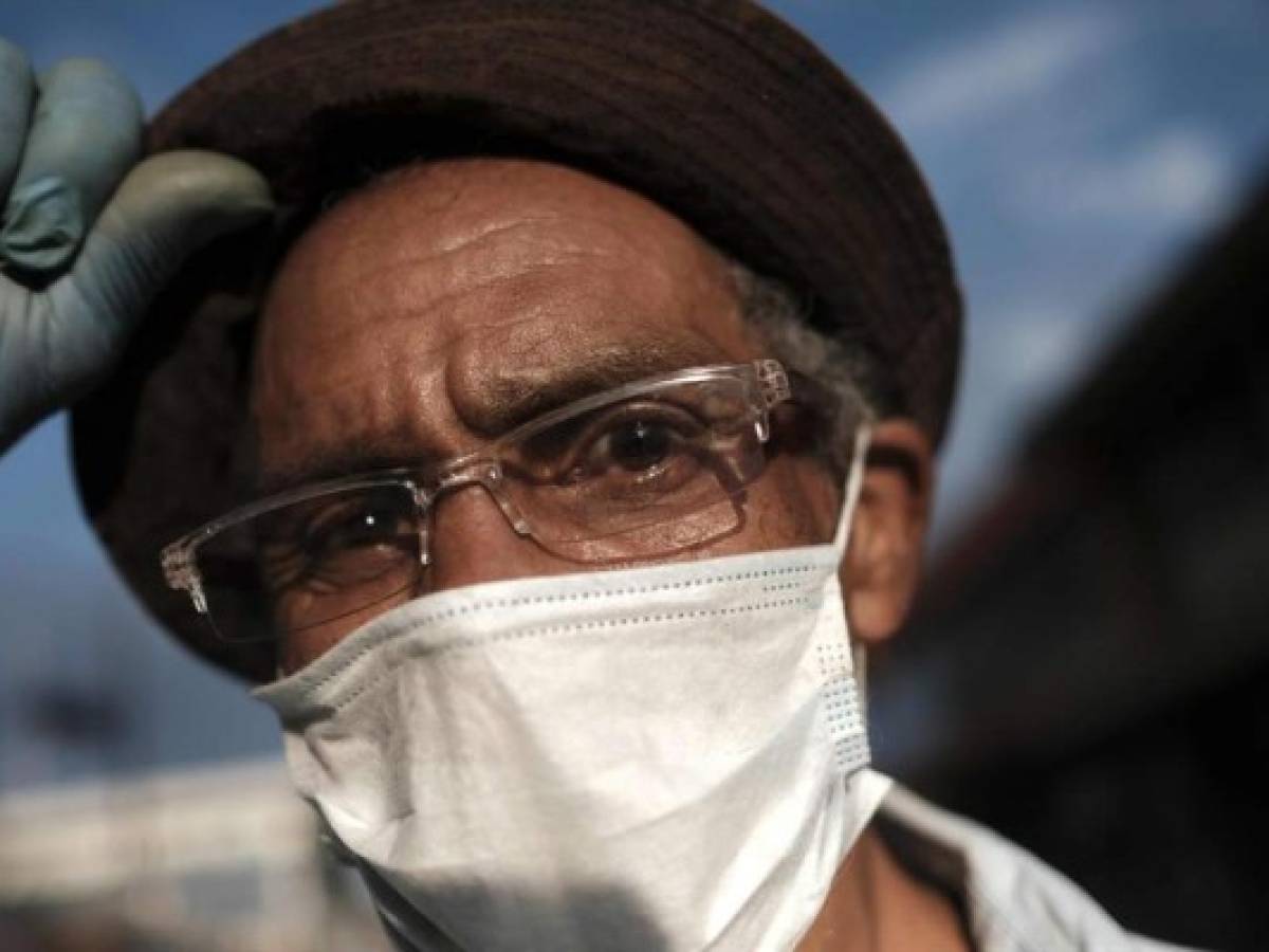 Costa Rica ordena uso de mascarilla en transporte público y otros lugares