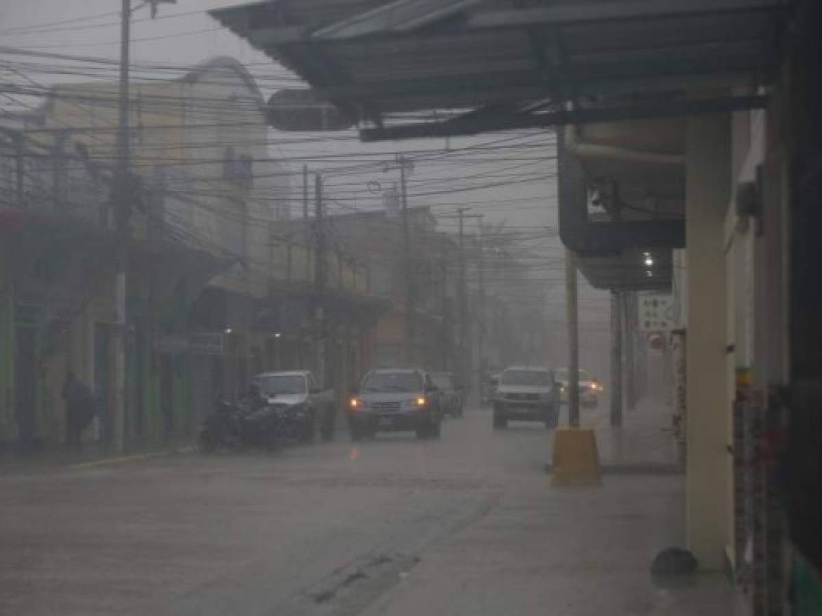 El frente frío afectará a Honduras, cuyo suelo quedó altamente saturado de agua, durante unas 48 horas.