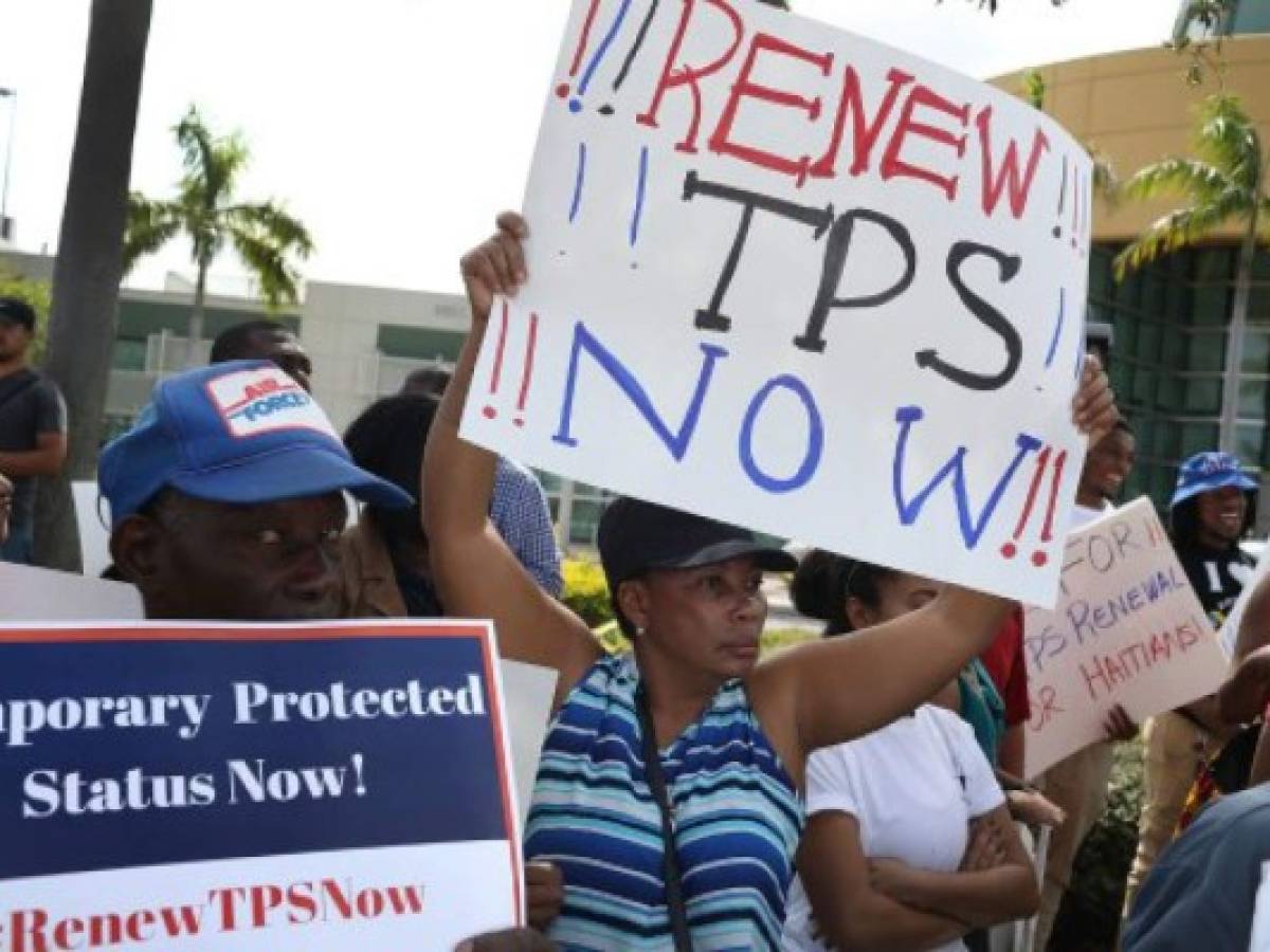 John Kelly: inmigrantes con TPS quizás deberían empezar a pensar en volver a casa