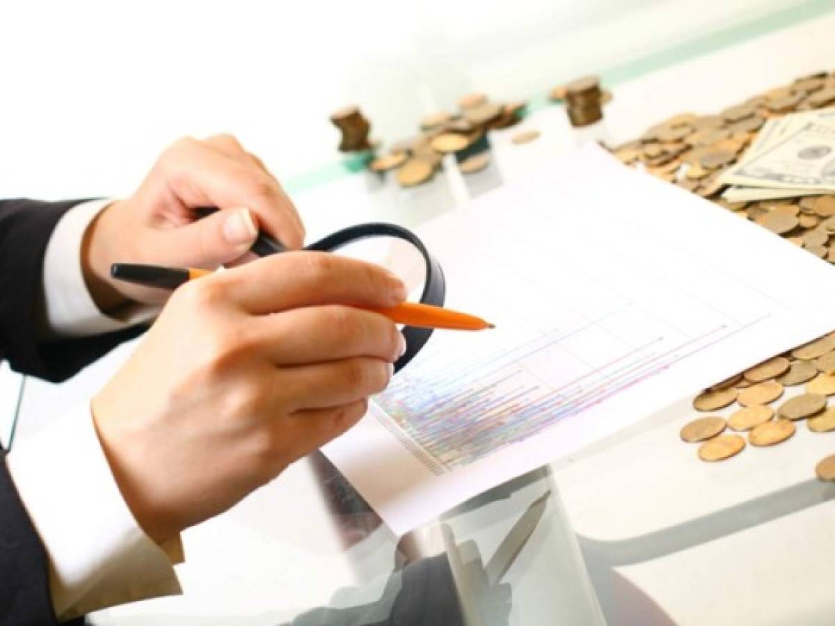 Costa Rica; anuncian plan para evitar déficit fiscal