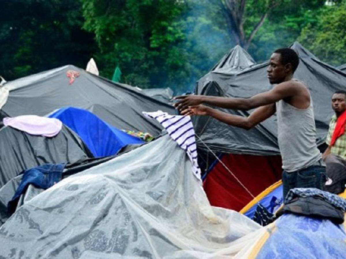 Llegada masiva de migrantes sobrepasa a autoridades ticas