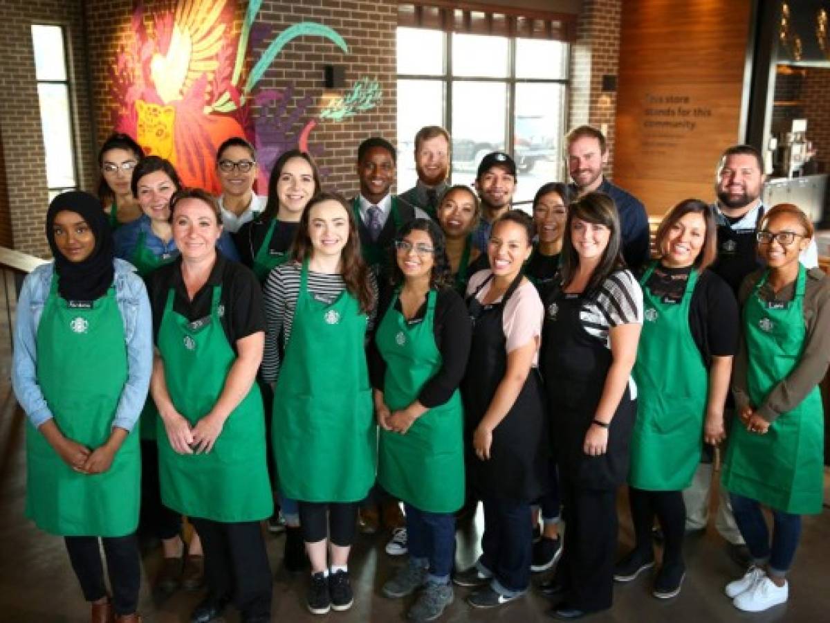 Starbucks cerrará todas sus tiendas en EEUU por una tarde