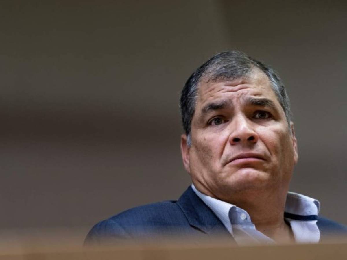 Expresidente Rafael Correa condenado a 8 años de cárcel por corrupción
