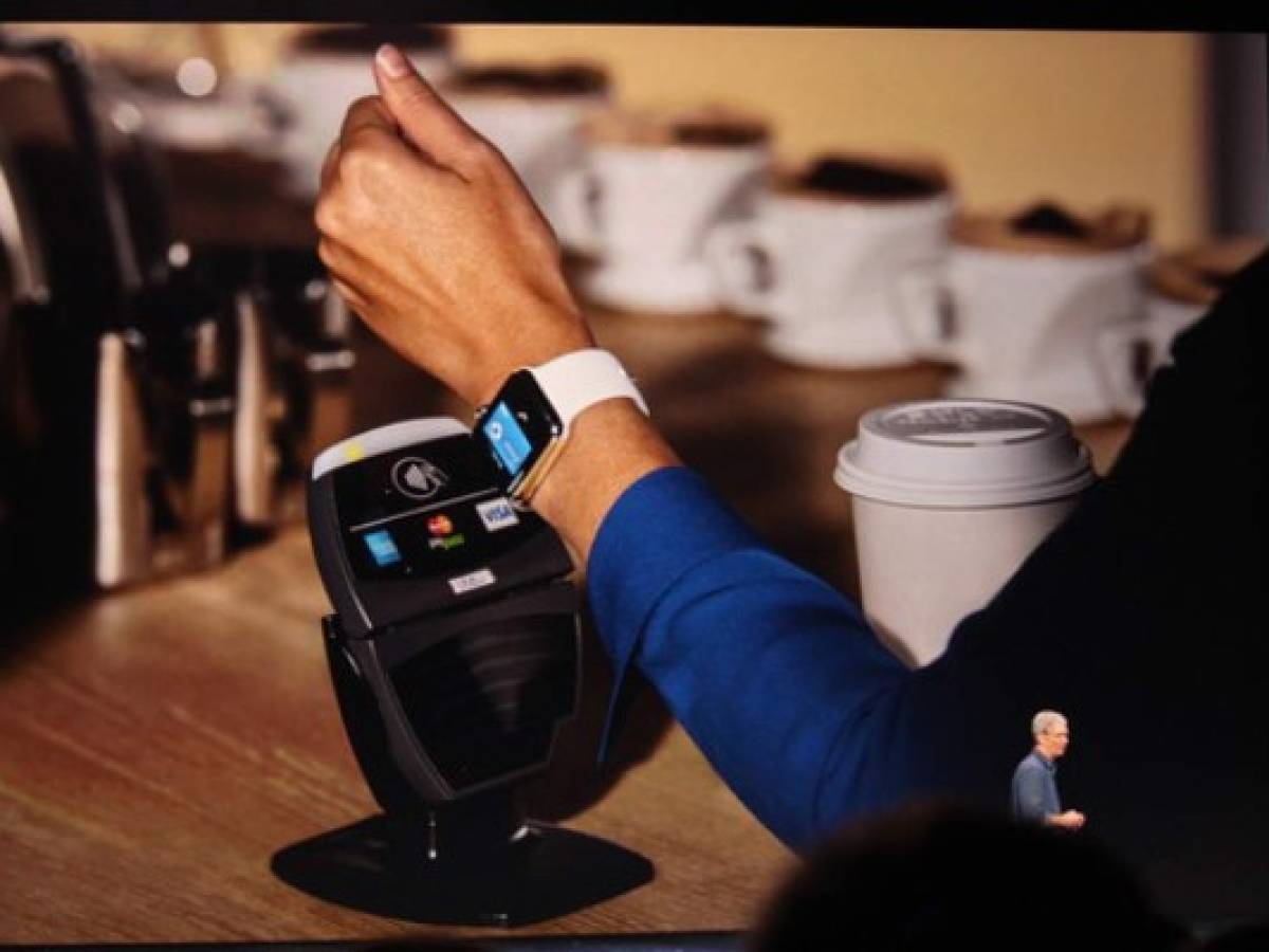 Starbucks, KFC y Chili's recibirán pronto pagos con Apple Watch