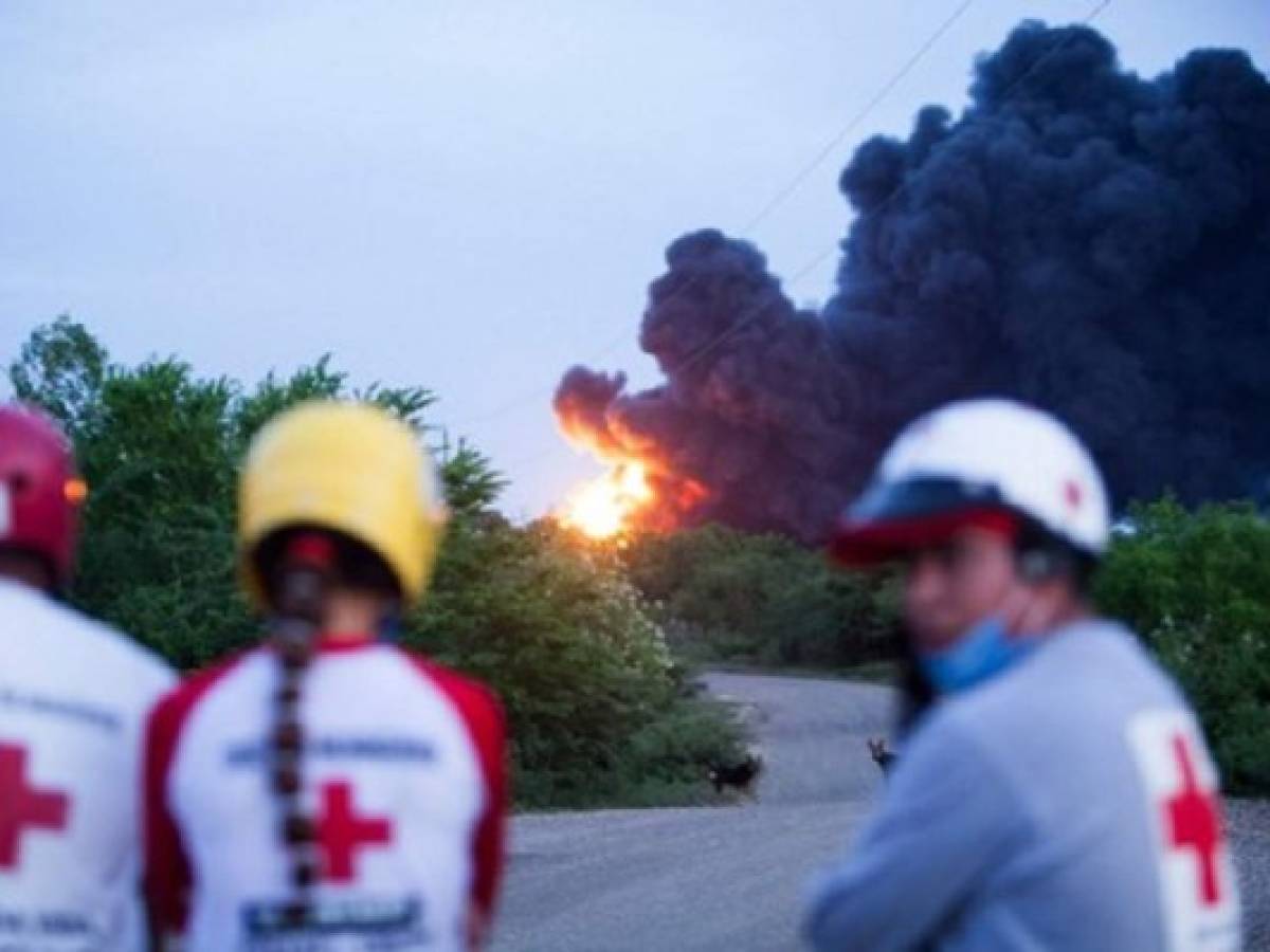 Feroz incendio en planta de combustible en Nicaragua