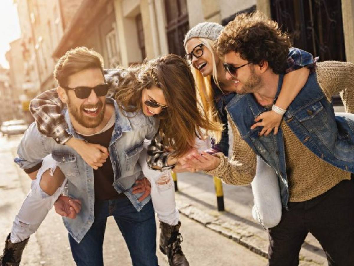 Consejos financieros para millennials que prefieren vivir a tener