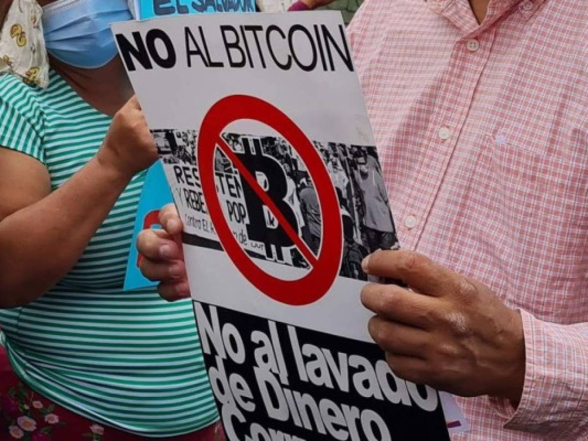 El Salvador: Protestas ciudadanas contra entrada en vigor de bitcoin