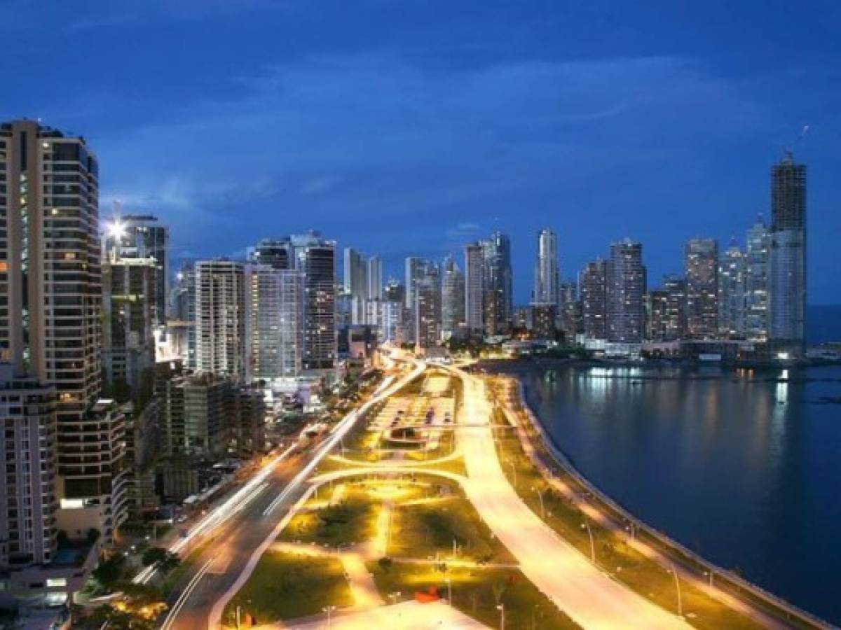 Panamá: Crisis económica y fiscal presiona riesgo soberano