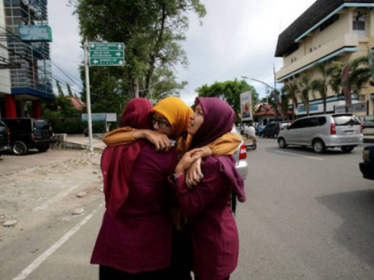 Indonesia: alerta de tsunami por un sismo de 8,7