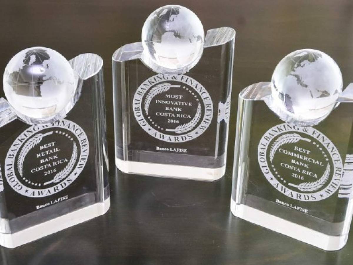 Revista Global Finance entrega tres premios a Banco LAFISE
