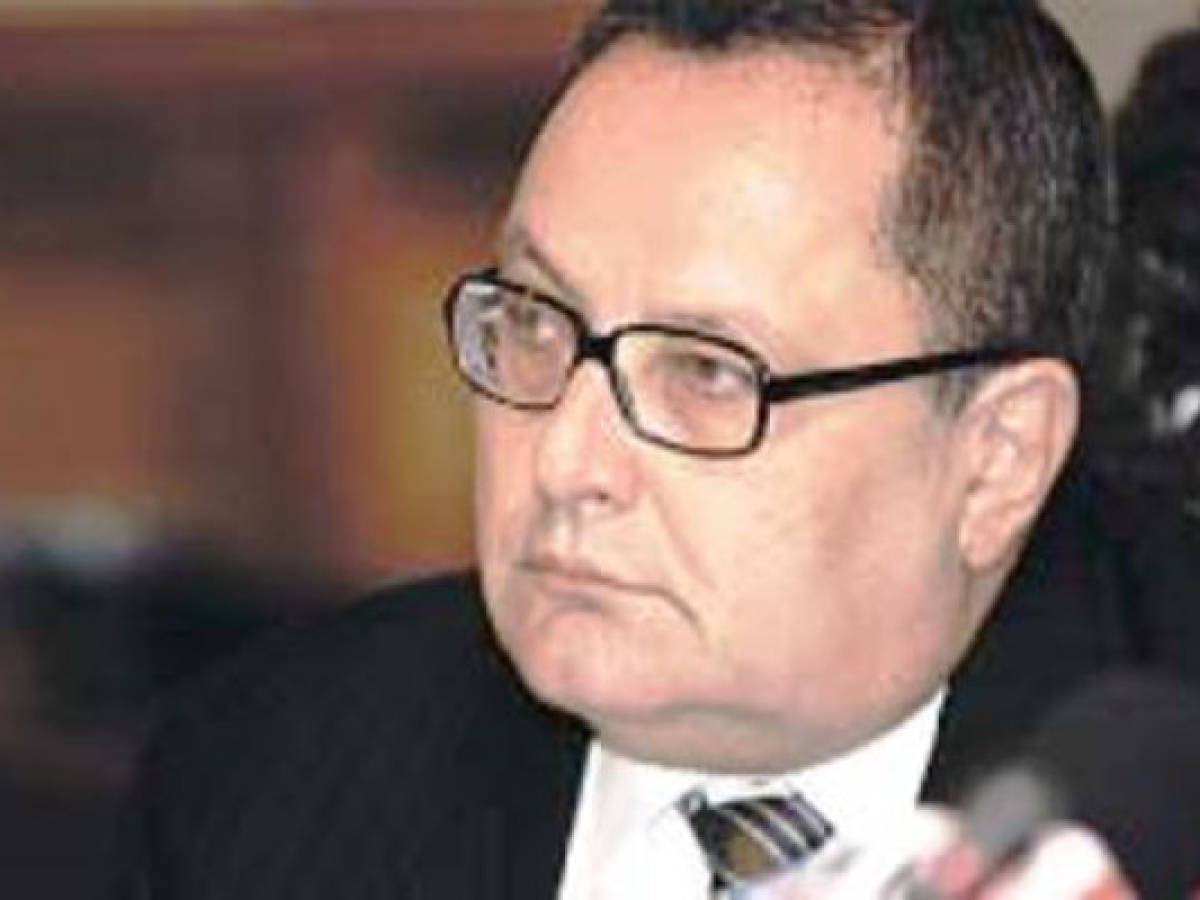 Costa Rica: renunció el ministro de Hacienda