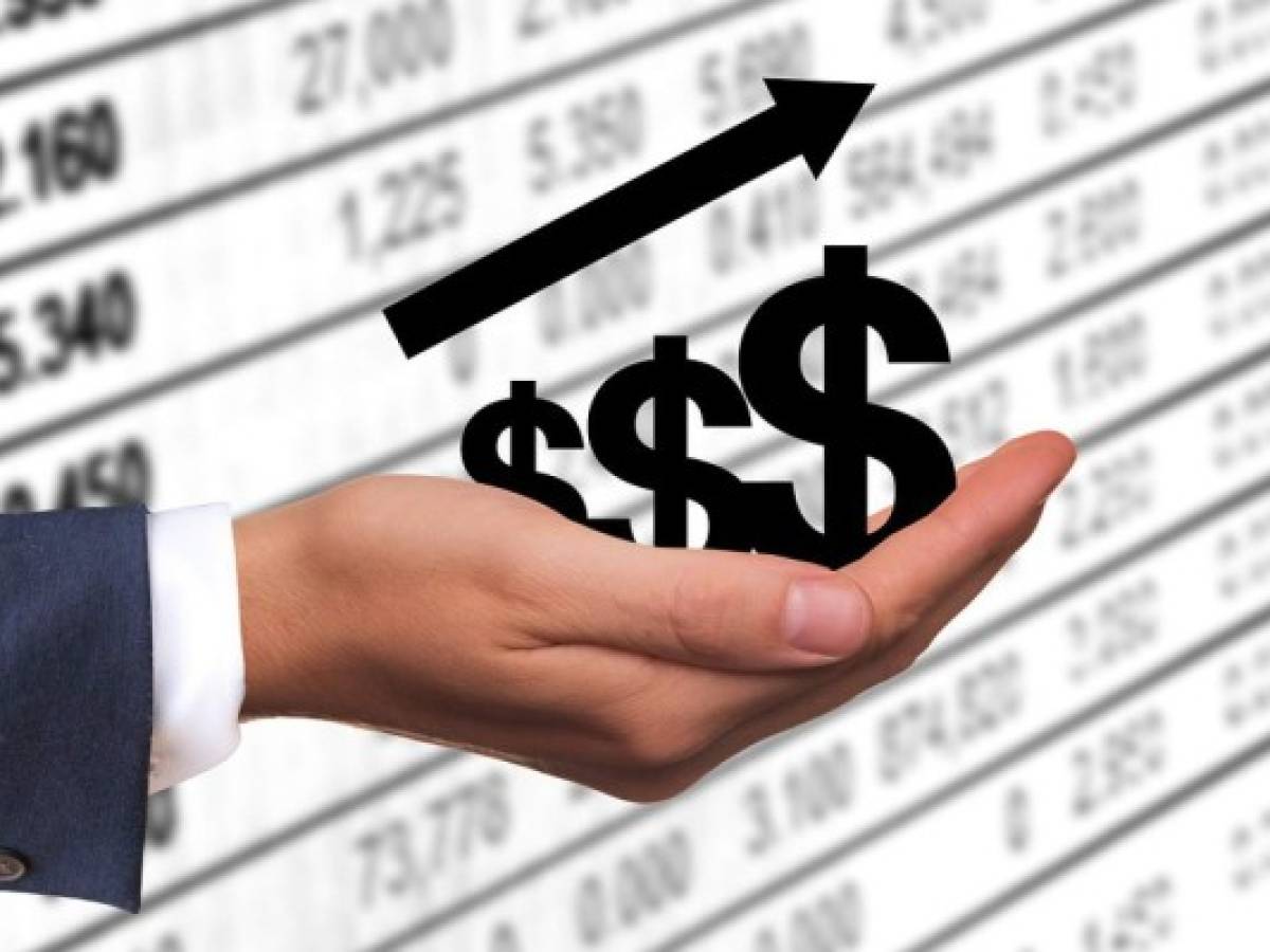 EEUU generó 275.000 nuevos empleos en abril, su mayor nivel en nueve meses