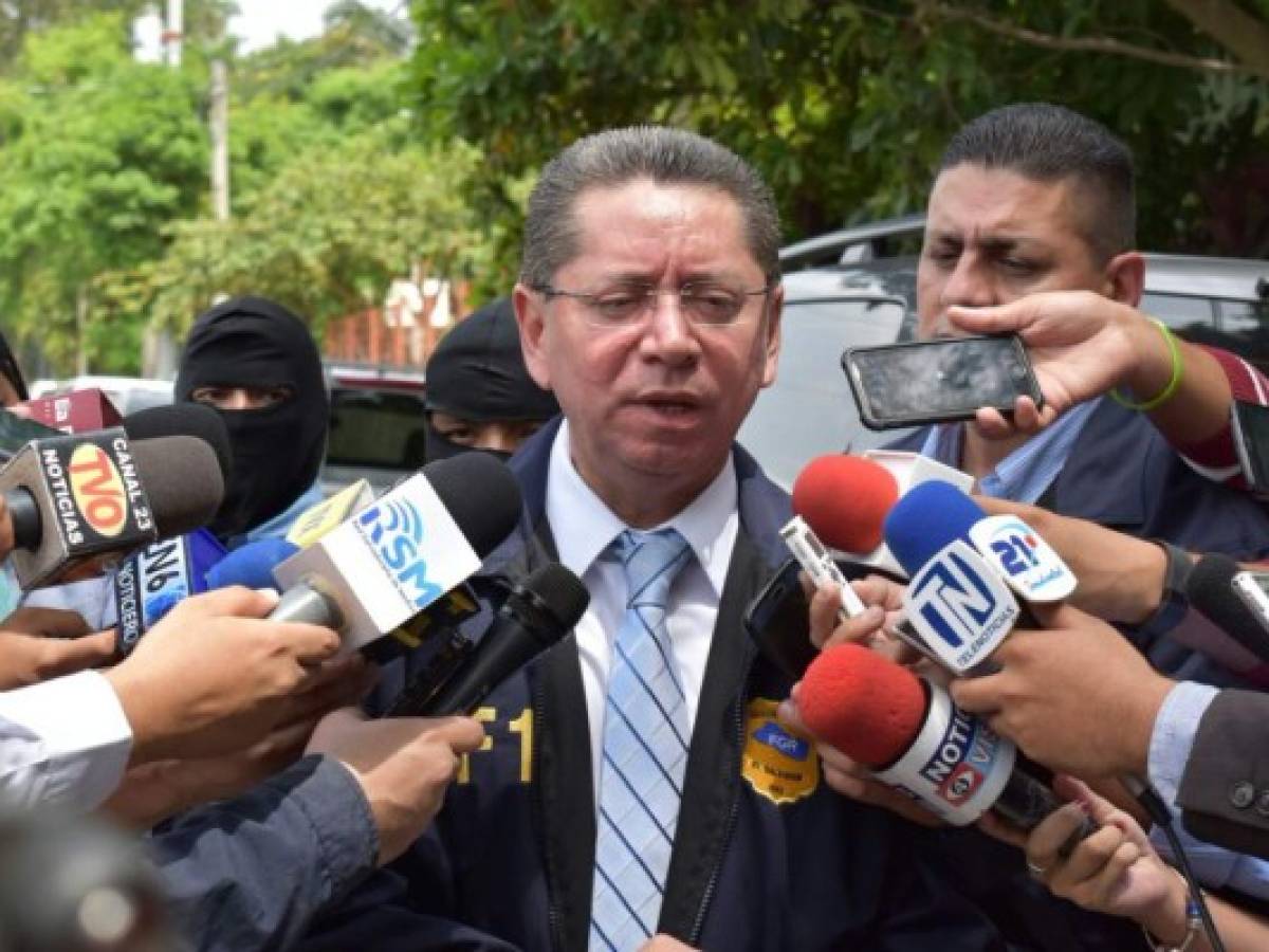El Salvador: Embajadores preocupados por amenazas contra fiscal Meléndez