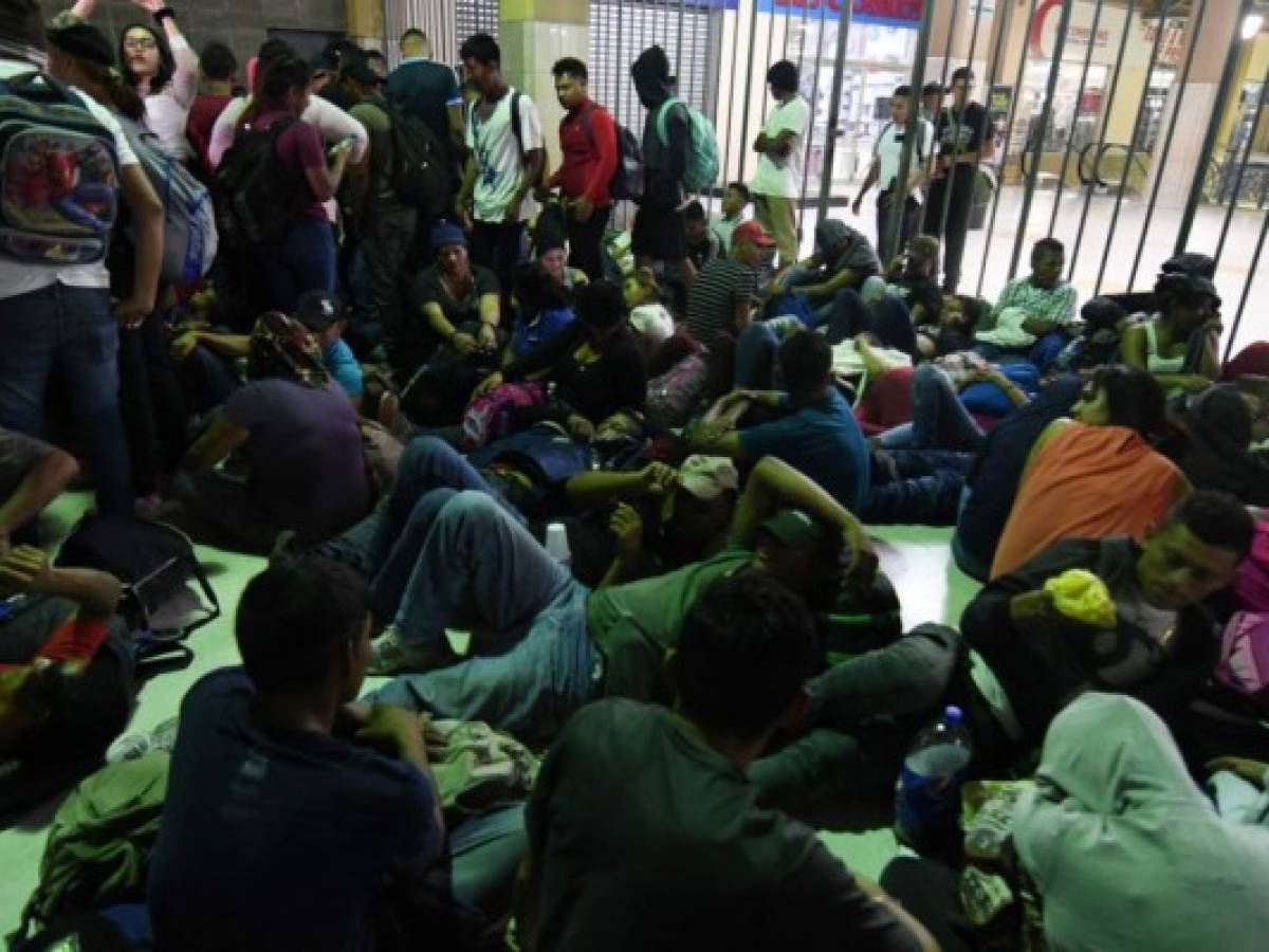 Cerca de 1.000 hondureños preparan nueva caravana migrante hacia EE.UU.