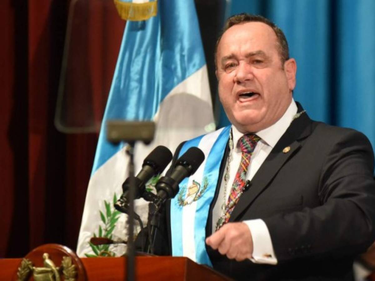 Nuevo presidente de Guatemala rompe relaciones con Venezuela