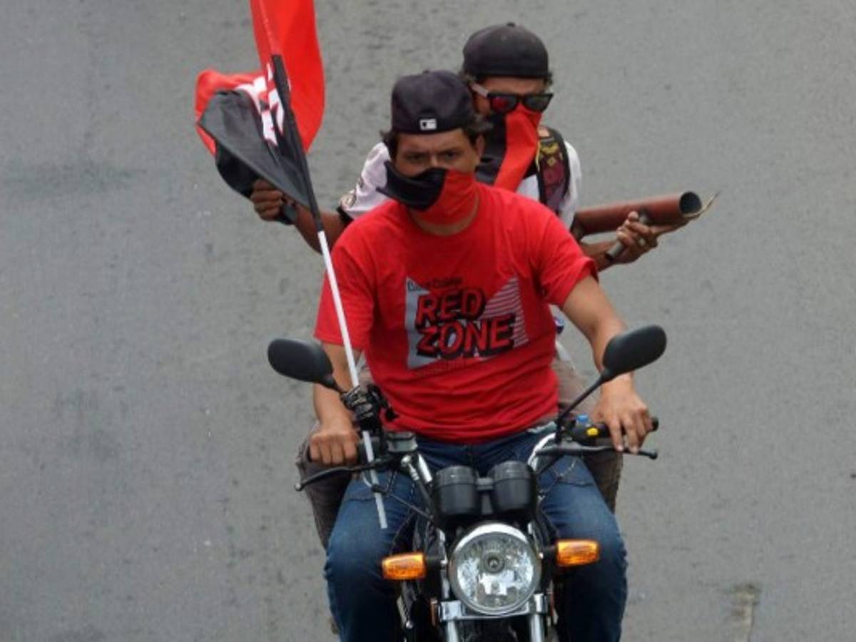 El 'repliegue', ocurrido el 27 de junio de 1979 cuando miles de guerrilleros de Managua se retiraron a Masaya para reagrupar fuerzas antes de derrocar a Somoza, se conmemora anualmente con una caminata hasta esa ciudad, la más rebelde del país.
