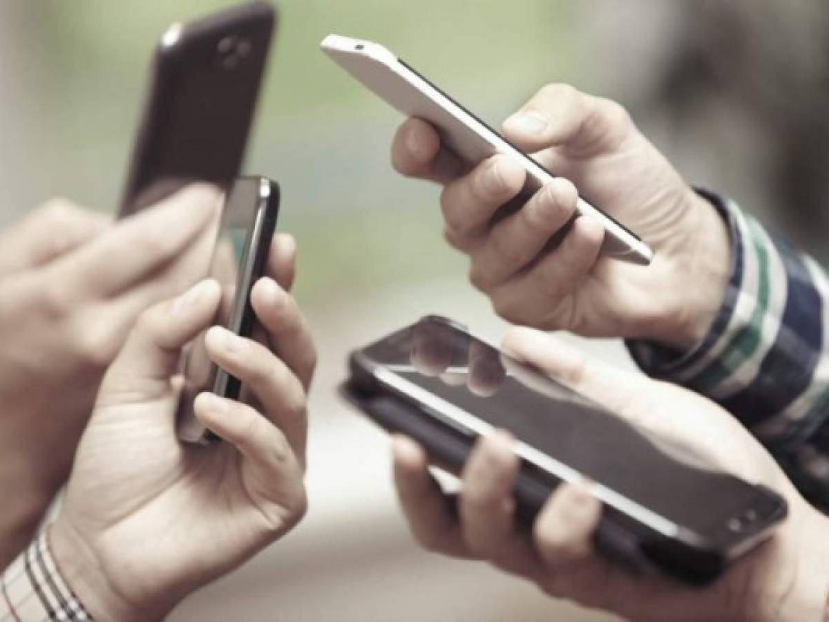 Suspenderán un millón de líneas celulares en Guatemala