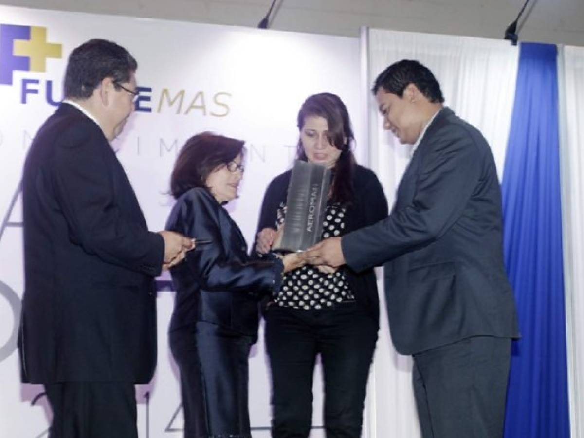 Fundemas entrega premio Marca Positiva 2014 por excelencia en RSE