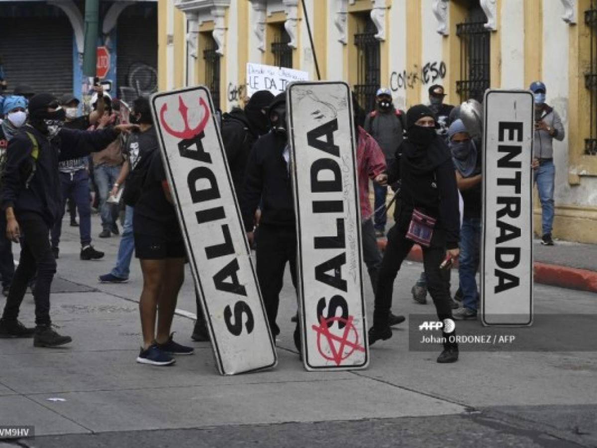 Guatemala sumida en nueva ola de protestas antigubernamentales