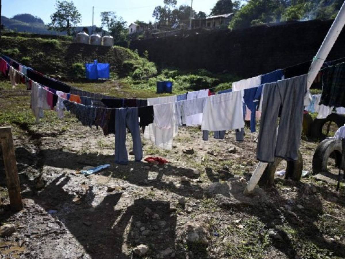 Campur, aldea que los huracanes convirtieron en laguna en Guatemala