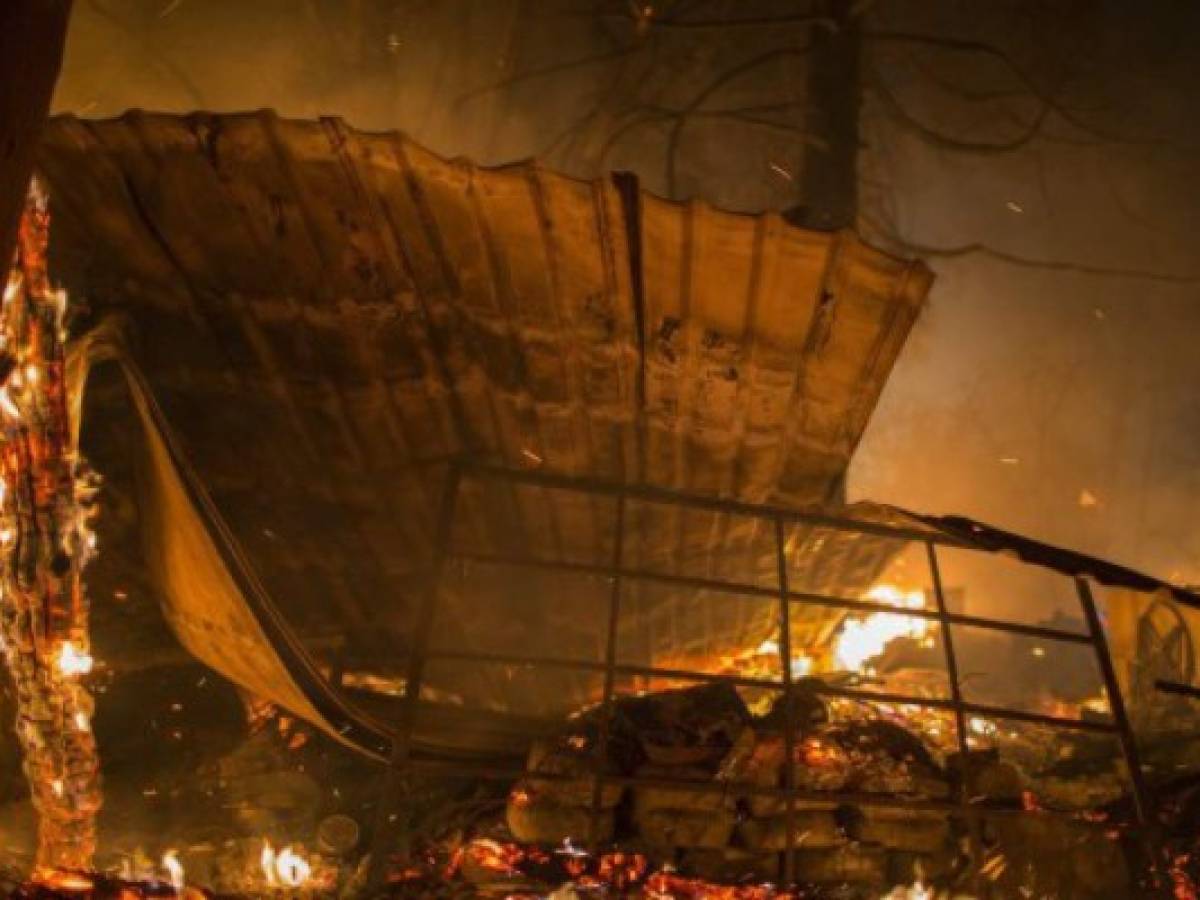 Incendios obligan a 100.000 californianos a evacuar
