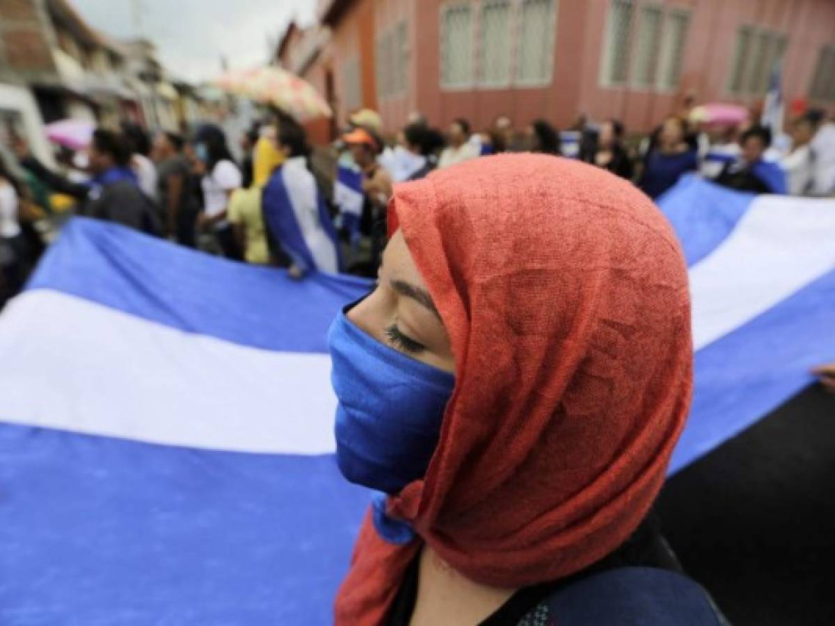 Nicaragua: Mujeres, familiares de manifestantes detenidos, inician huelga de hambre