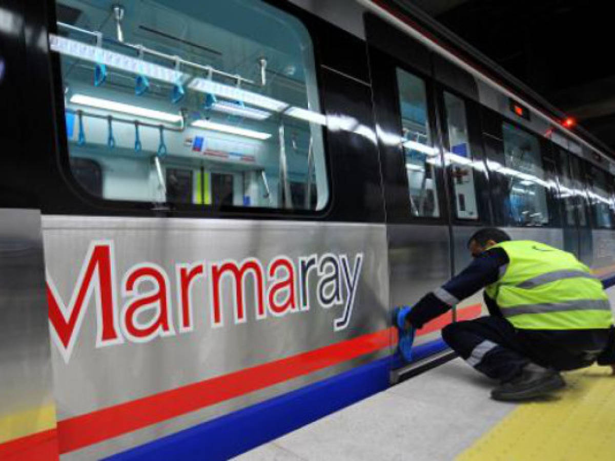 Turquía abre el primer túnel que conecta Asia y Europa