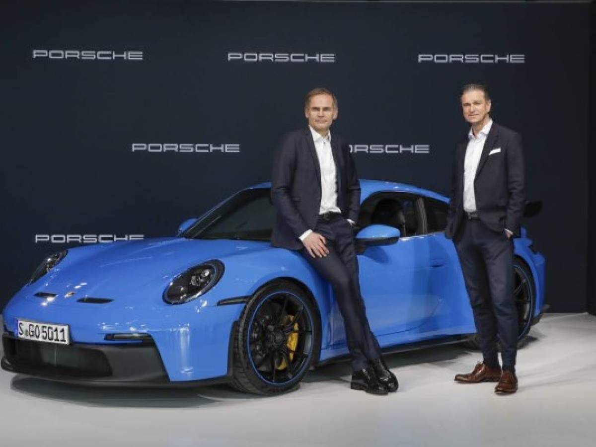 En 2025, la mitad de los nuevos Porsche que sean vendidos serán eléctricos