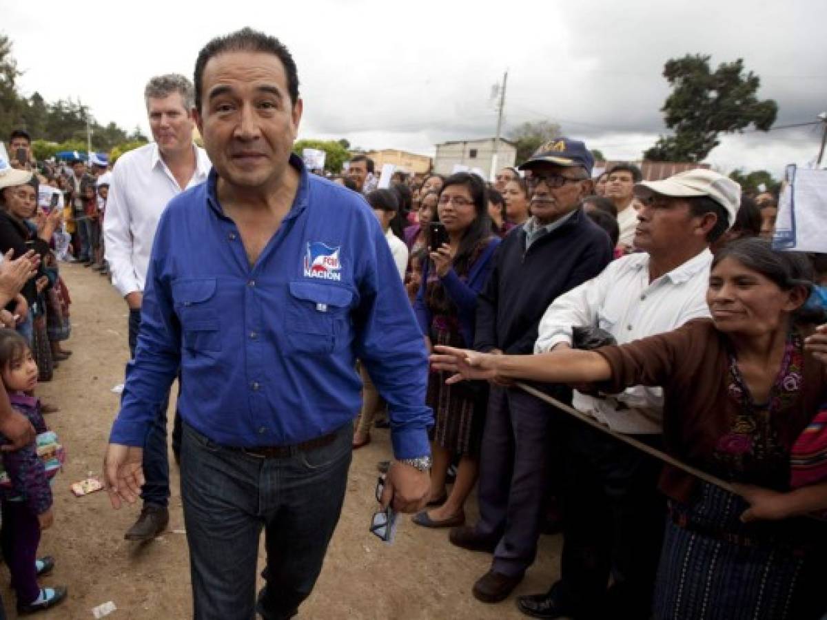 Hermano de presidente, procesado por corrupción busca candidatura en Guatemala