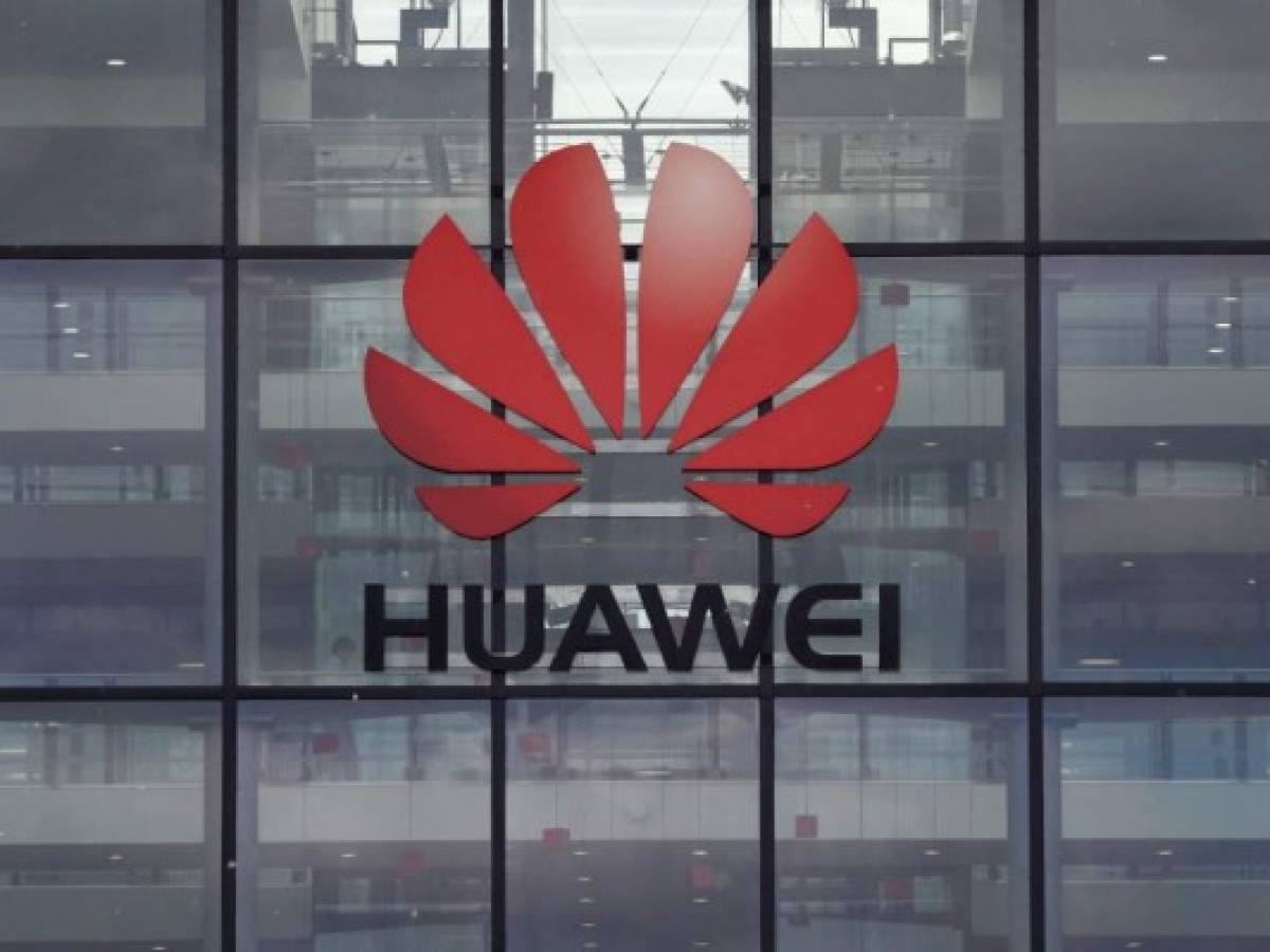 Francia permitiría acceso a Huawei a su red 5G