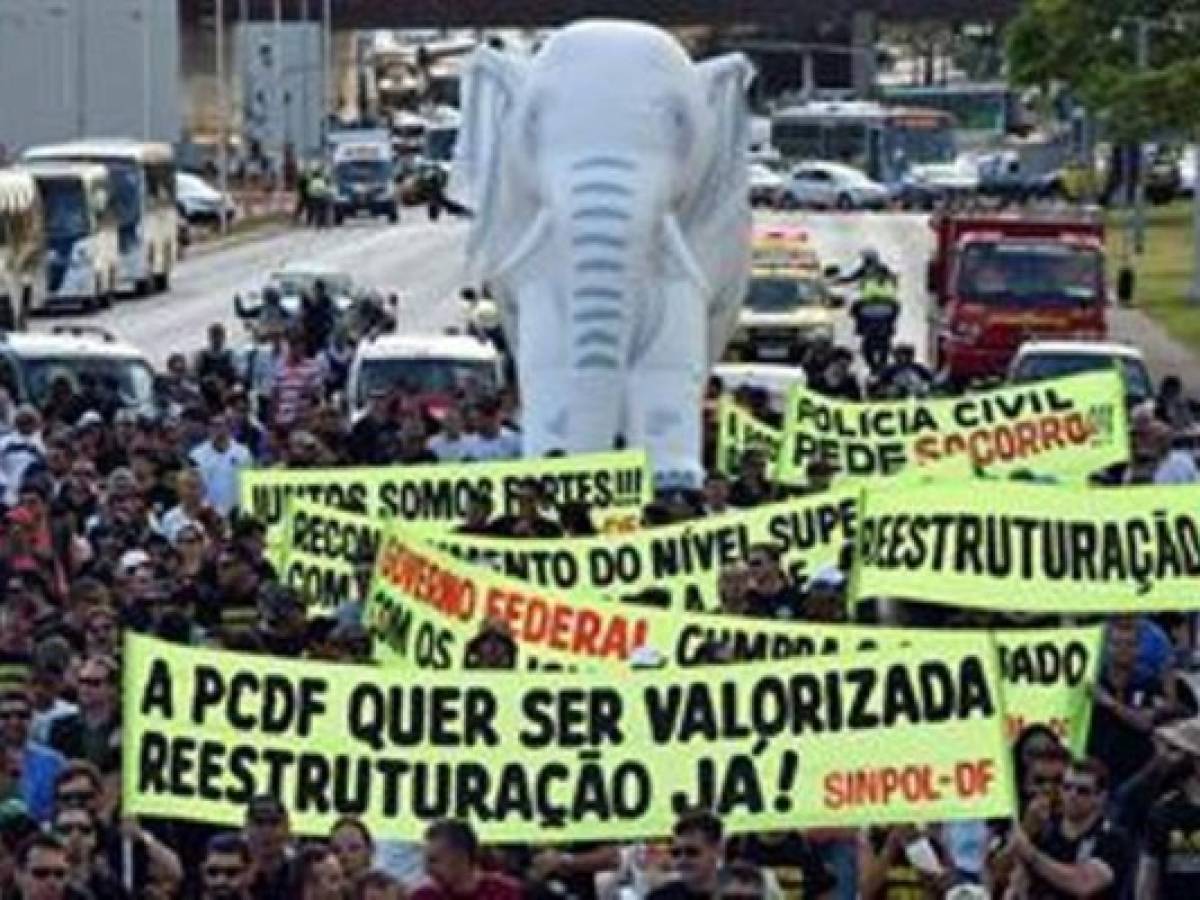 Ola de huelgas afecta a Brasil