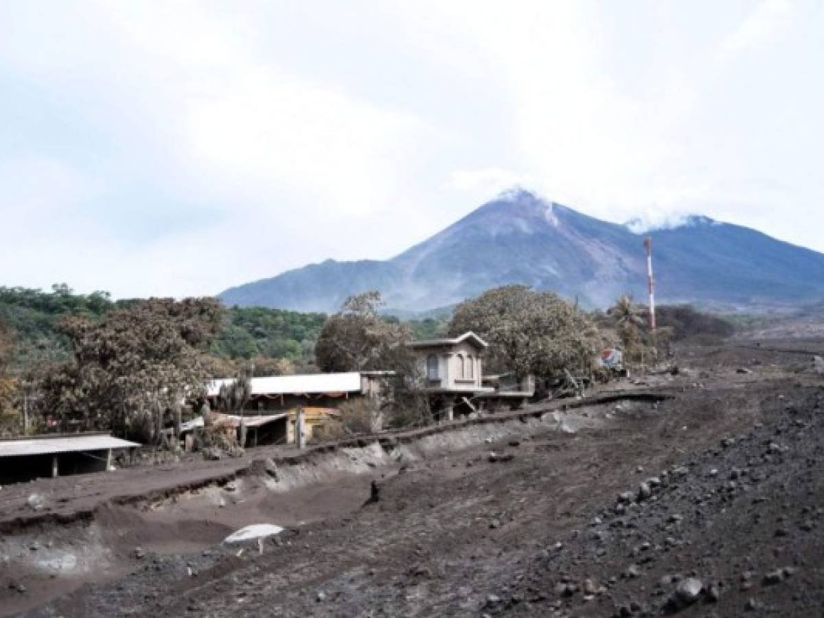 Guatemala: Comunidad arrasada por volcán de Fuego es 'zona inhabitable'