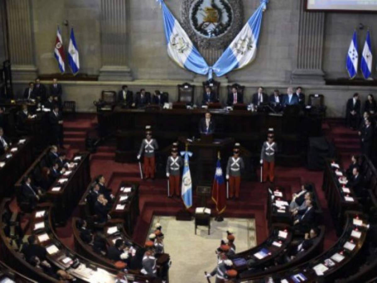 Guatemala: Presidente del Congreso 'denuncia' a diputados ligados al narco