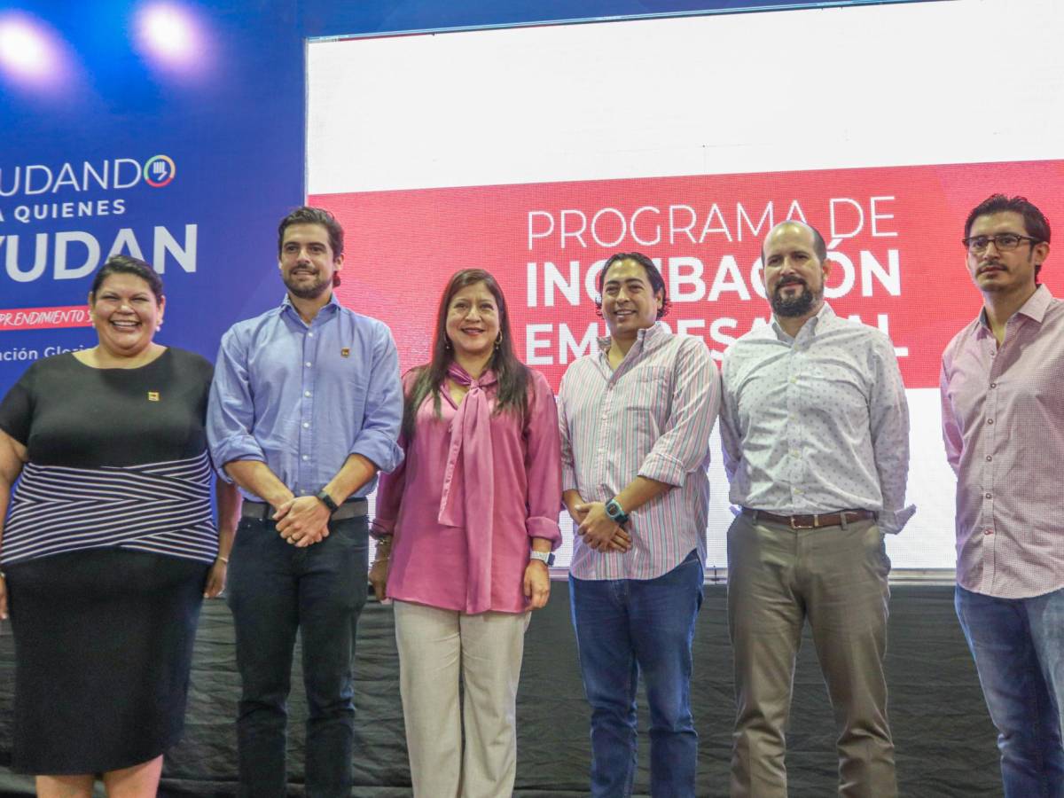 Lanzan programa de incubación empresarial para emprendimientos de El Salvador