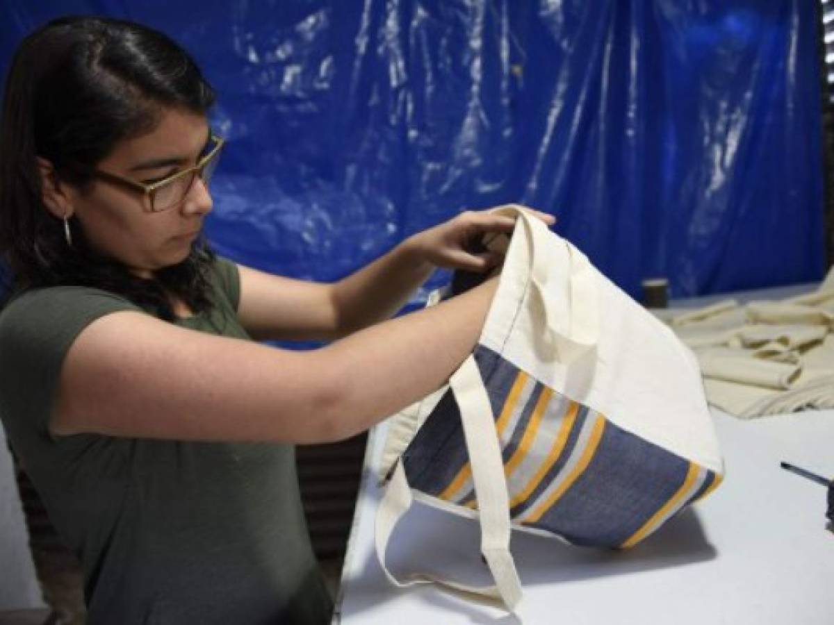 Guatemala busca un respiro ante el sofoco de las bolsas plásticas
